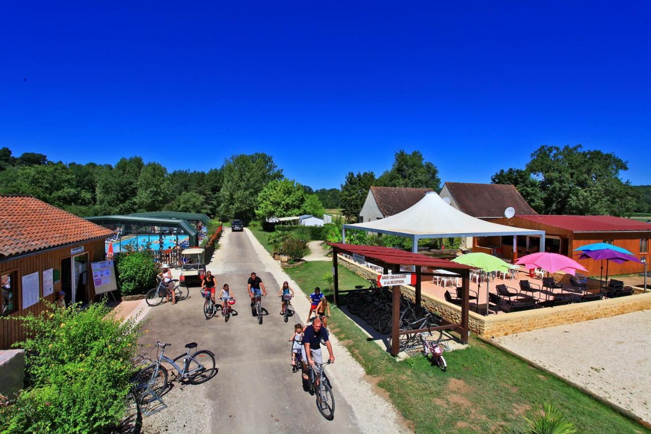 Le Plein Air Des Bories Hotel Carsac-Aillac Екстериор снимка