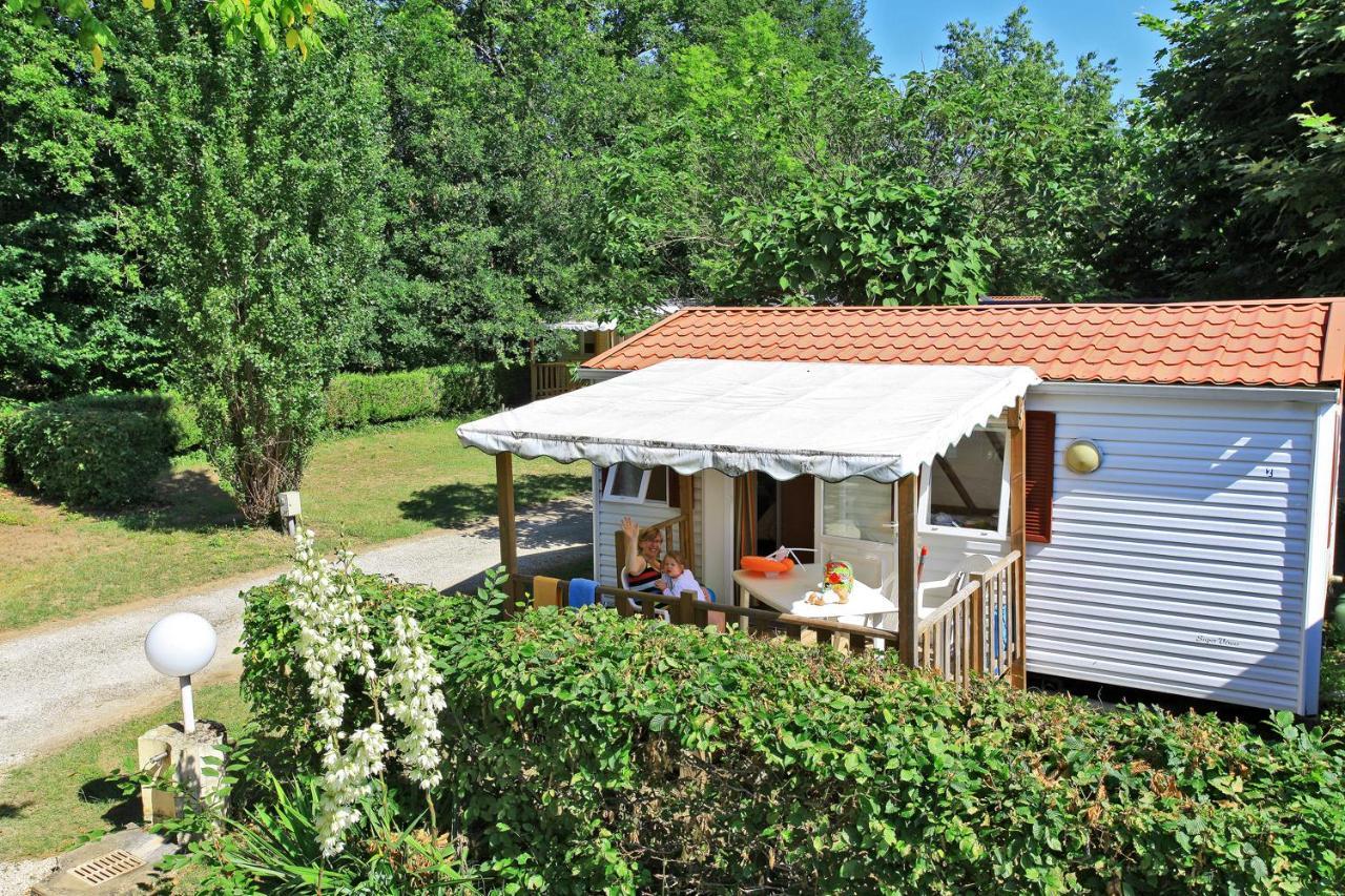 Le Plein Air Des Bories Hotel Carsac-Aillac Екстериор снимка